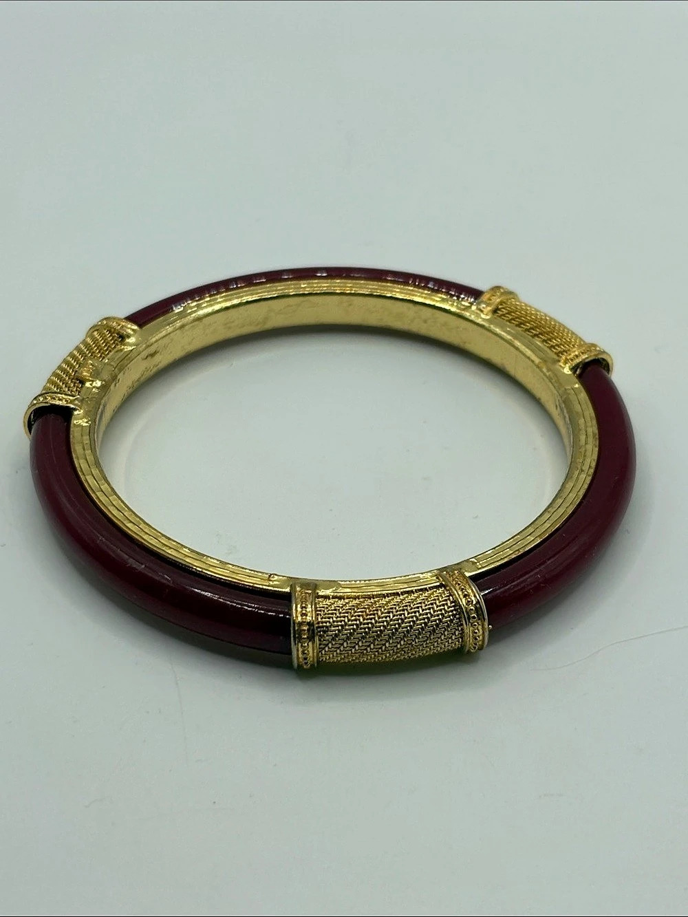 Vintage Red & Gold Bracelet Size 7.25โ Like New